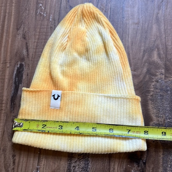 True Religion Yellow Tie Dye Hat Beanie - Picture 7 of 7